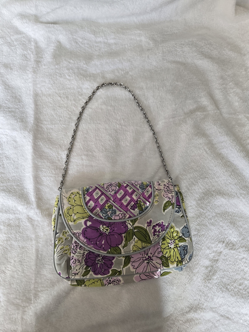 Floral Quilted Crossbody Bag in Purple and Green - Picture 3 of 6